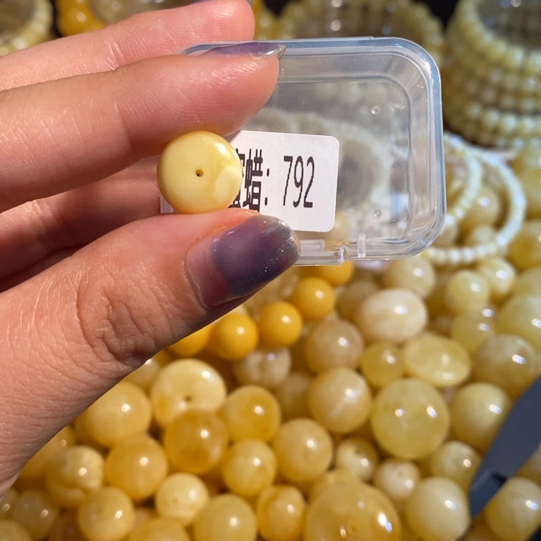 琥珀未镶嵌珠宝奇石792
