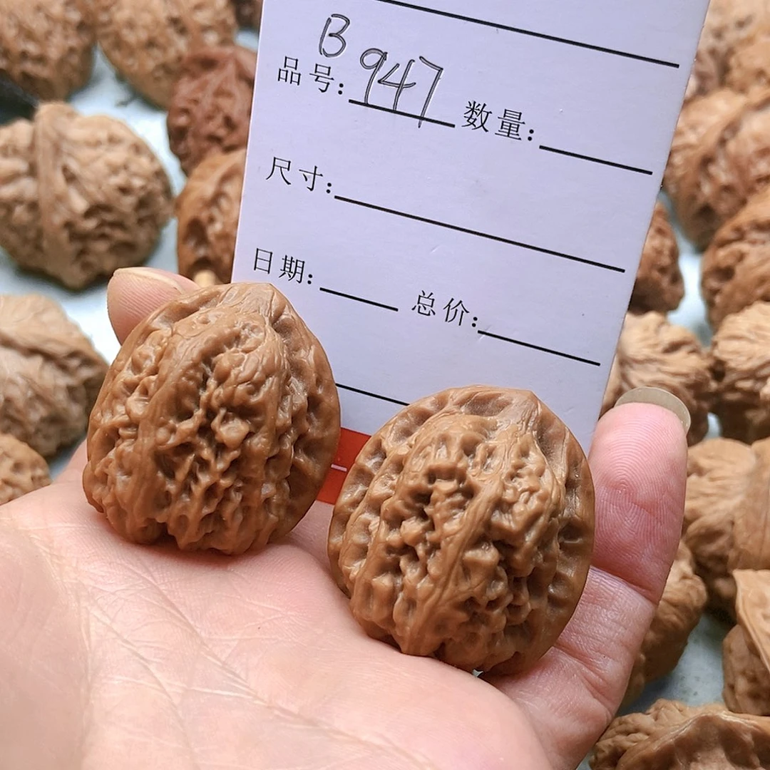 把件桃核蹦****)947号方金蝉34尺蜡皮