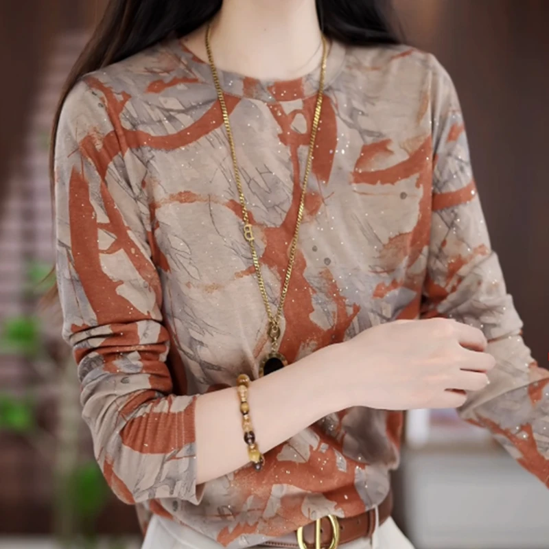 2025秋冬新款中老年妈妈时尚圆领弹力大码套头上衣透气宽松小衫