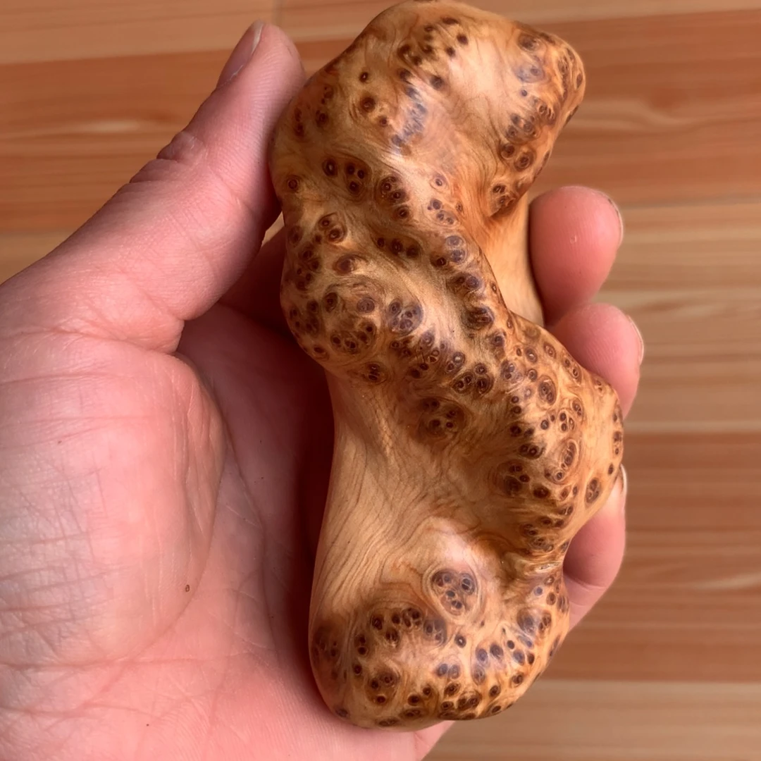 香榧木崖柏手把件