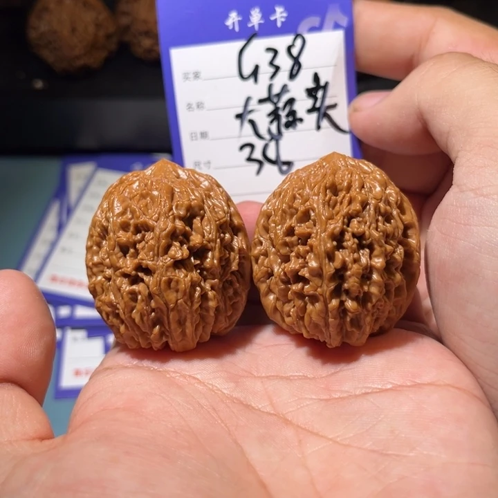 文玩核桃吊坠狡*文玩