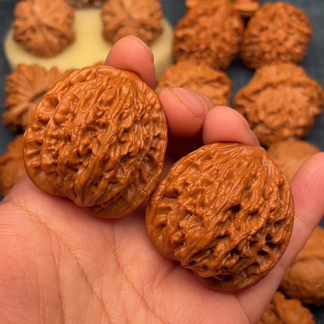 文玩核桃把件38麦穗虎头全品