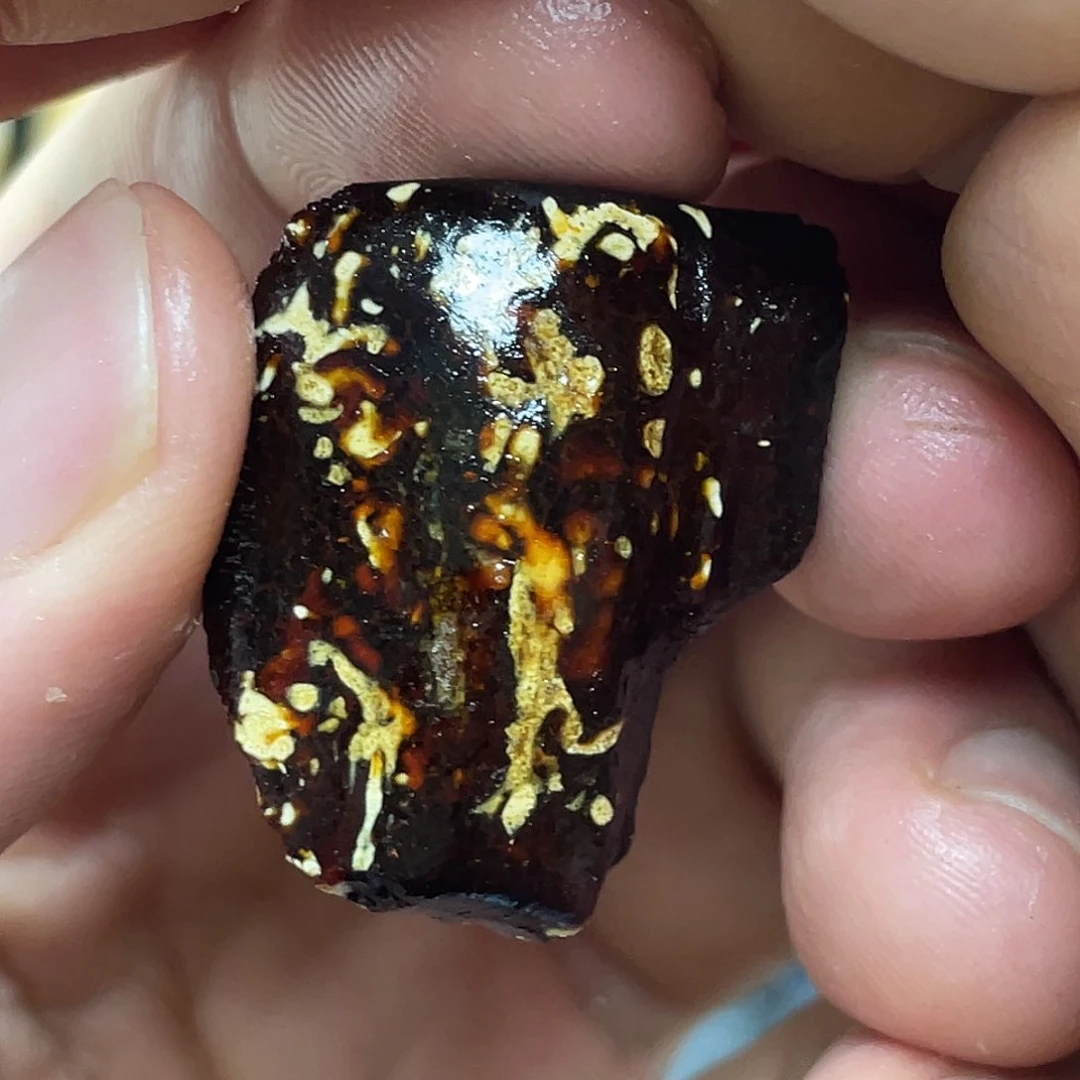 定制琥珀未镶嵌吞