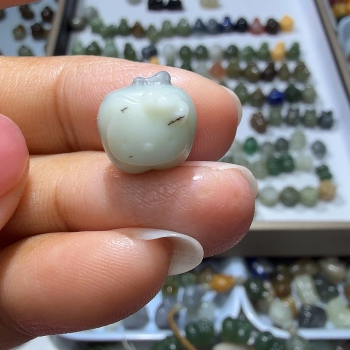 和田玉未镶嵌珠宝奇石