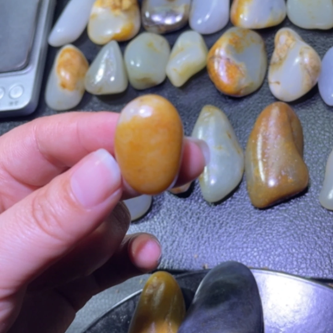 【闪购商品】颈饰未镶嵌和田玉（子料）用****3