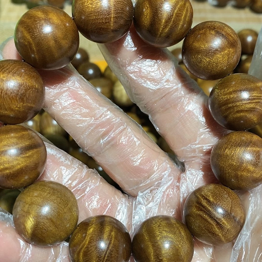 金丝楠坚***盖小叶2.0手串