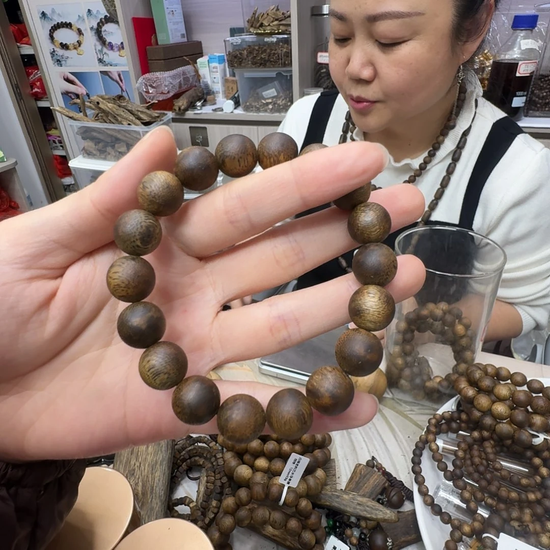 沉香手串白棋母树沉水浮 1.2-15 克多样性发一