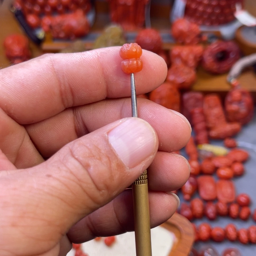 南红玛瑙未镶嵌川料精工并蒂莲卡7➕