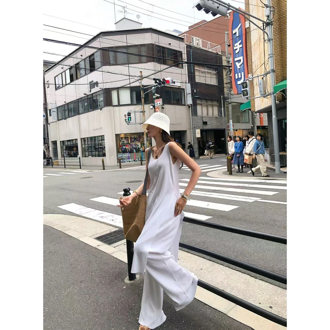 婉君Y【韩国漫步】夏季法式时尚宽松百搭白色休闲套装LWJ25B2TZ1582