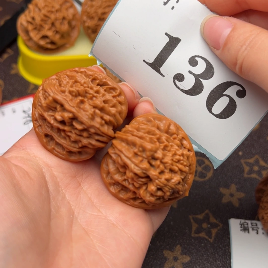 把件文玩核桃4.1四座楼136