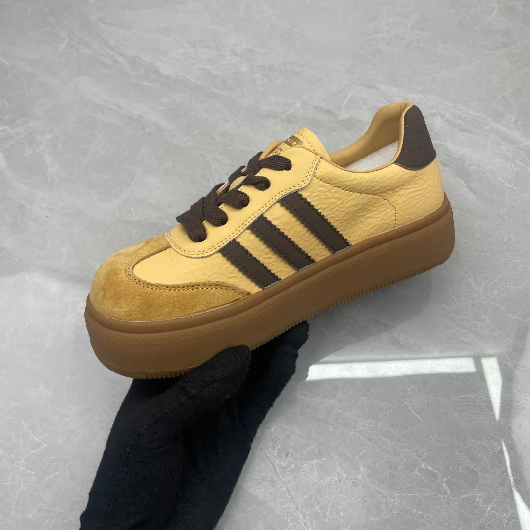 休闲鞋13345-1968孤品e区38码