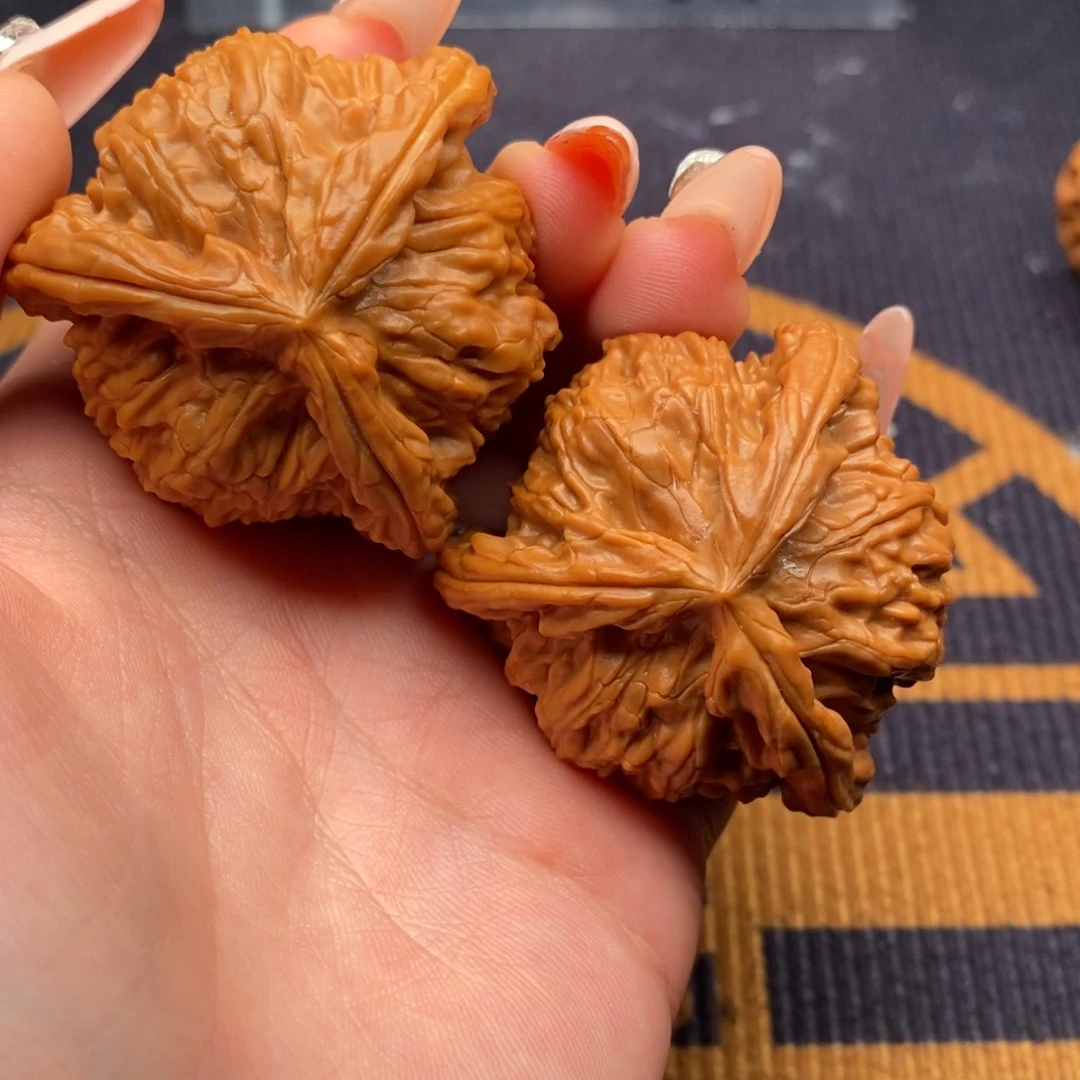 用***1吊坠文玩核桃白狮子