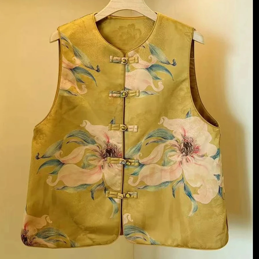 2025新中式刺绣提花复古印花无袖单排扣马甲黄色