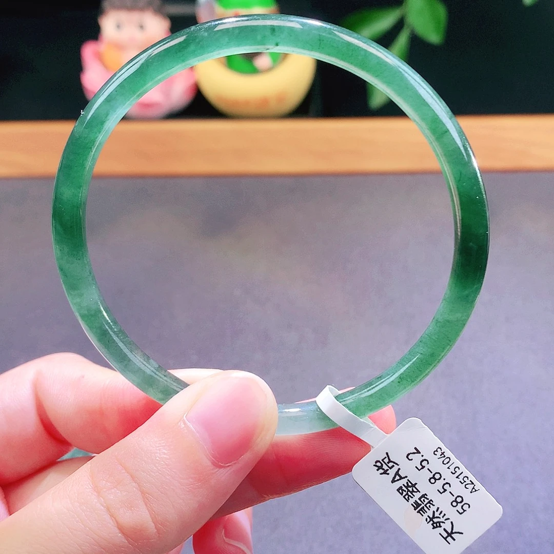 翡翠未镶嵌手镯天然翡翠