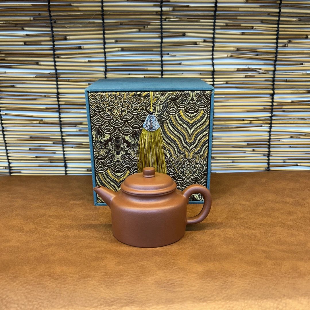 原矿紫砂朱泥小品德中壶（100cc）不带礼盒