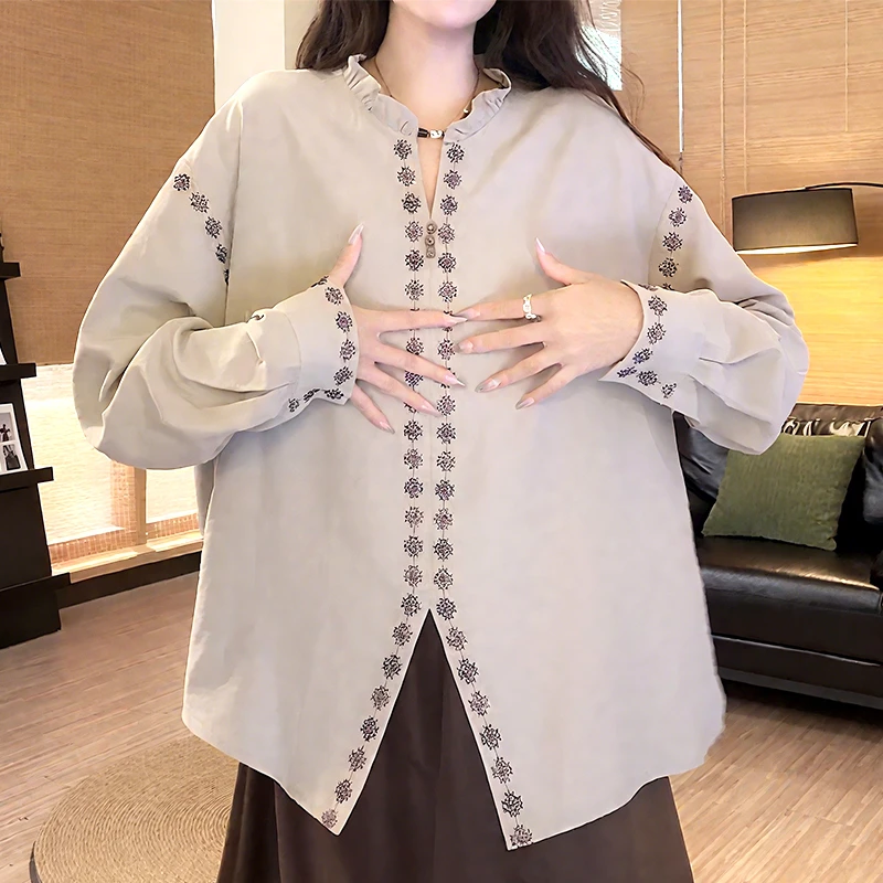 韩版洋气时髦刺绣上衣女秋季新款小个子高级感设计休闲长袖衬衫潮