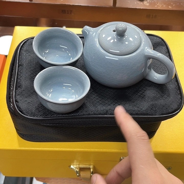 孤品茶具套装等。