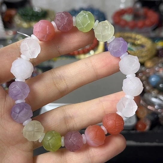 水晶手链未镶嵌矿坑