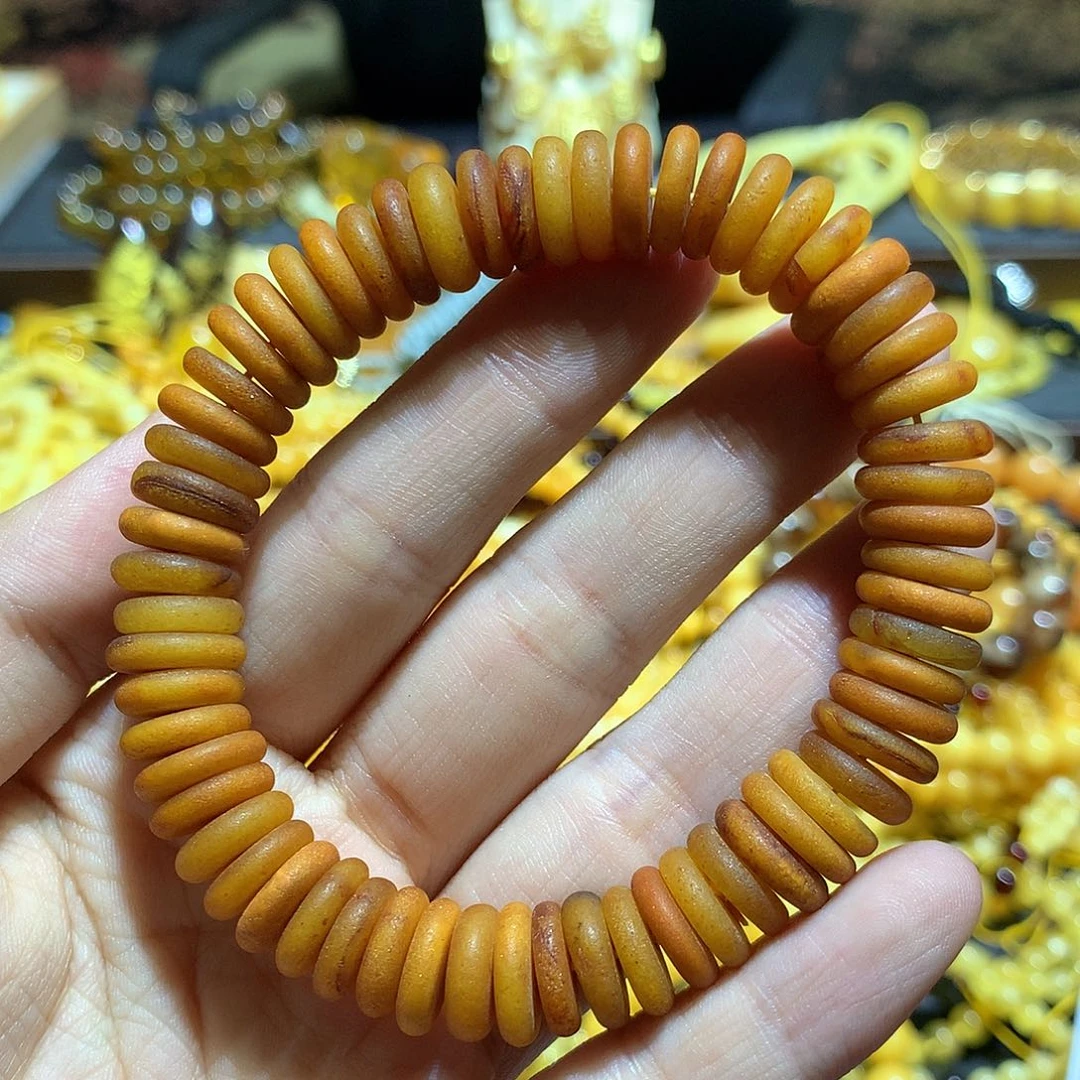 未镶嵌琥珀珠宝奇石