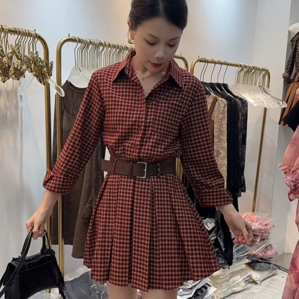 秋季复古港风格子衬衫百褶连衣裙配腰带 110