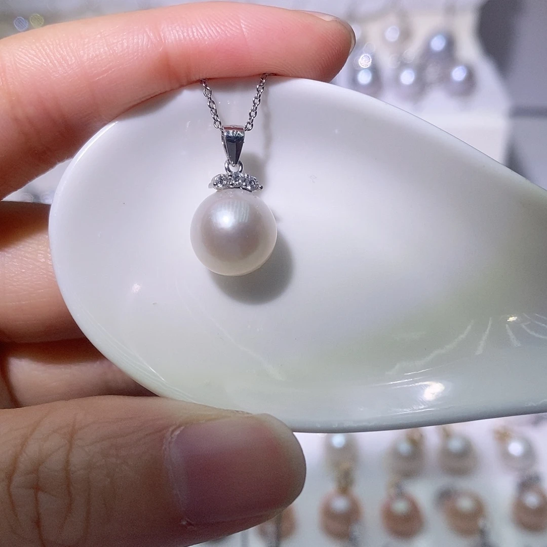 淡水珍珠吊坠(赠链)银S925镶嵌尺寸11/12毫米