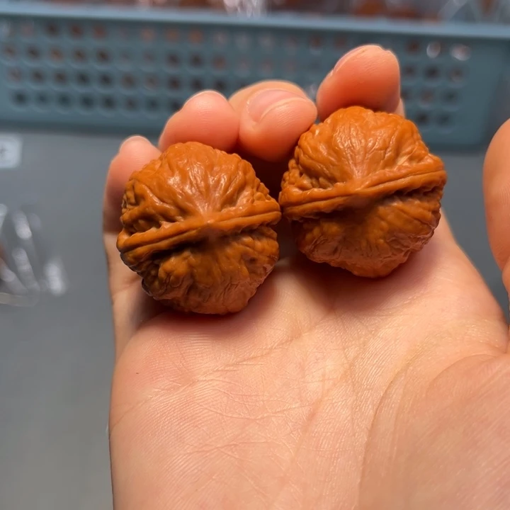 文玩核桃把件腊皮391