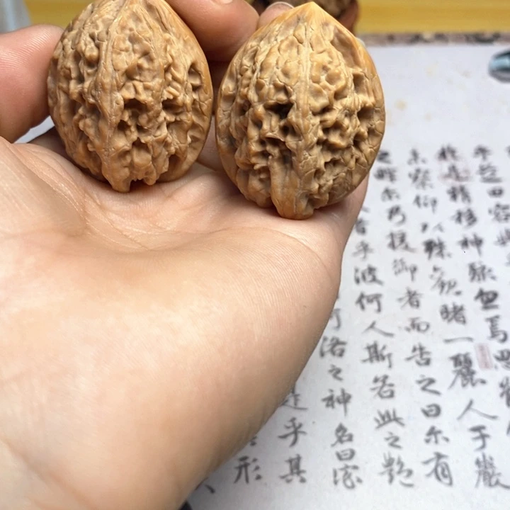 文玩核桃吊坠大沽石