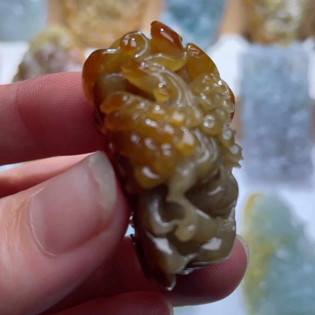 未镶嵌定制翡翠毛货