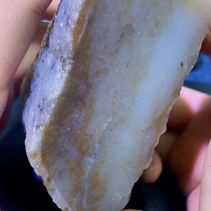 和田玉（糖玉）未镶嵌珠宝半成品