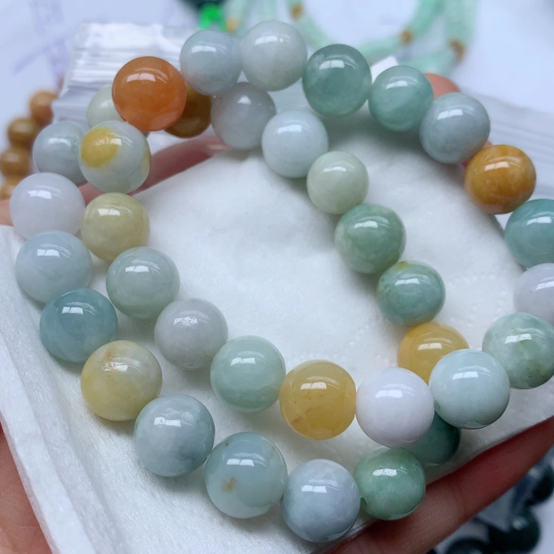 翡翠颈饰未镶嵌手串