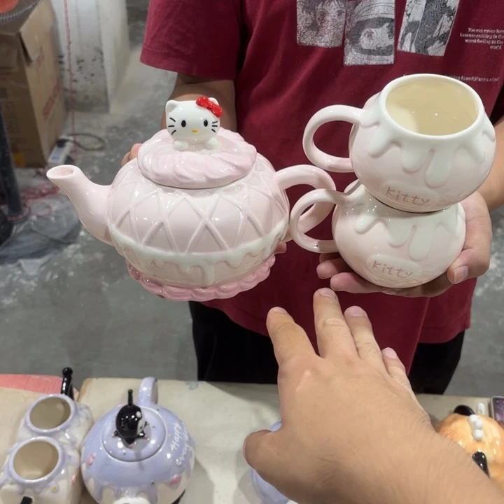 摆件我在外面吃饭了哈