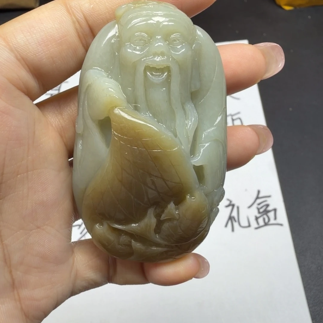 和田玉未镶嵌挂件。。