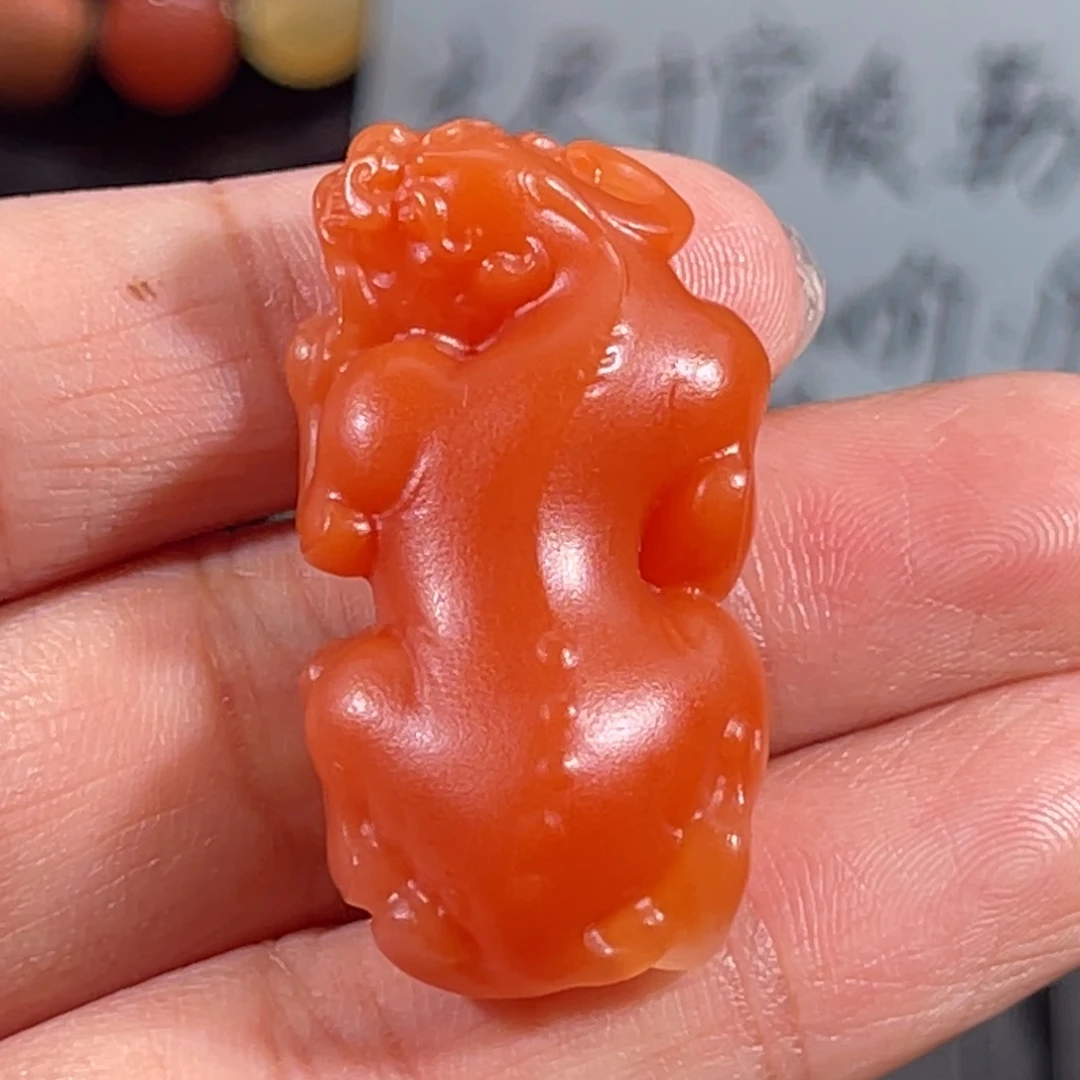 南红玛瑙未镶嵌中洞子貔貅35.6*19.5*12.5mm
