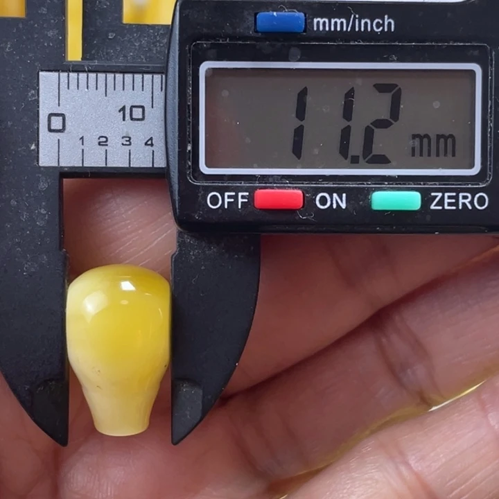 蜜蜡未镶嵌裸石19杂