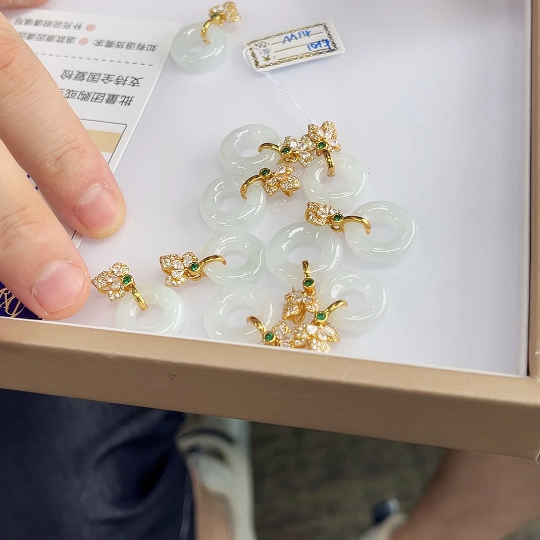 未镶嵌手链翡翠翡翠挂件甜甜圈多样性发一件