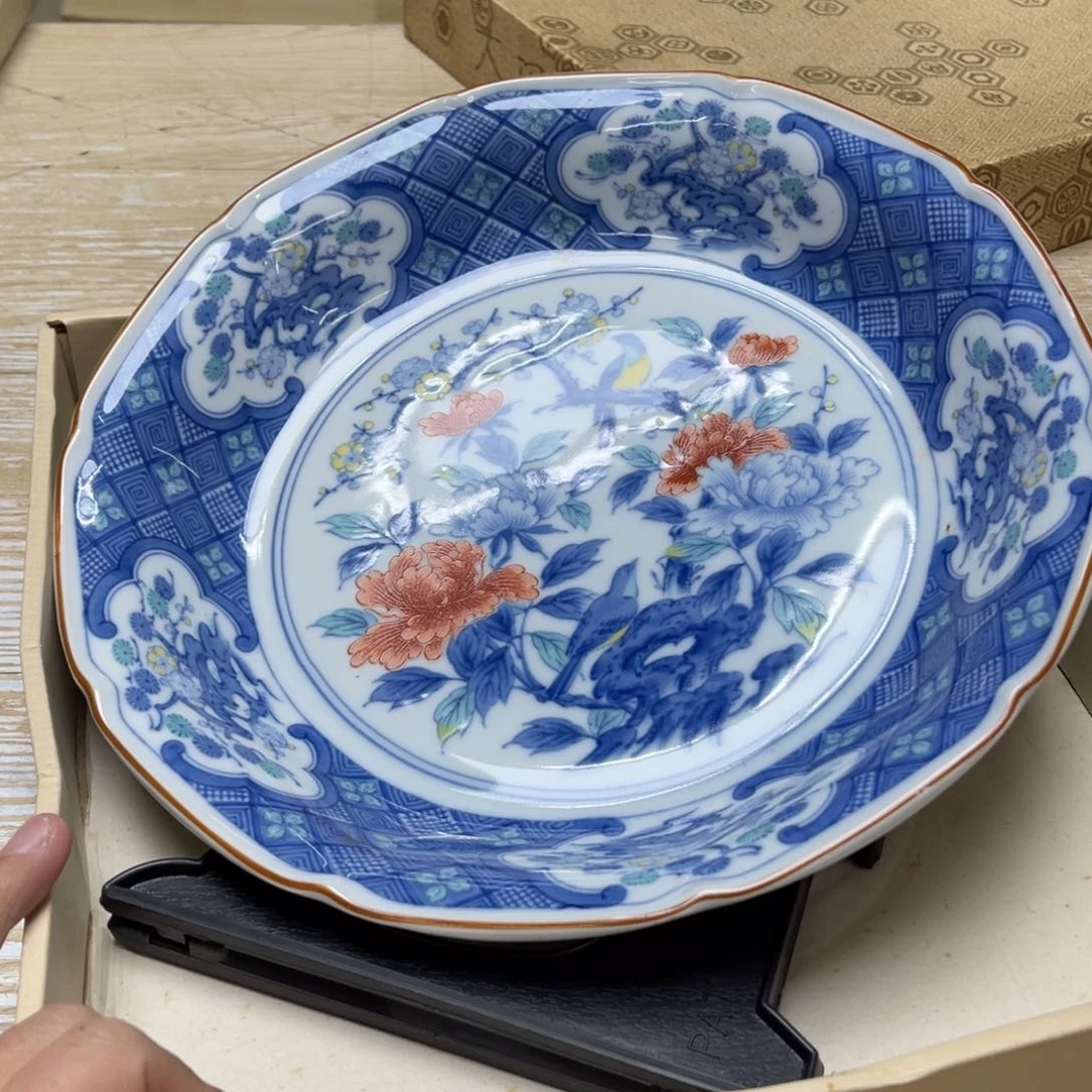 瓷片密密麻麻的一页