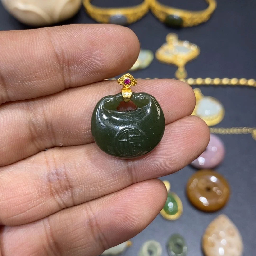 和田玉颈饰银S925镀金镶嵌晚