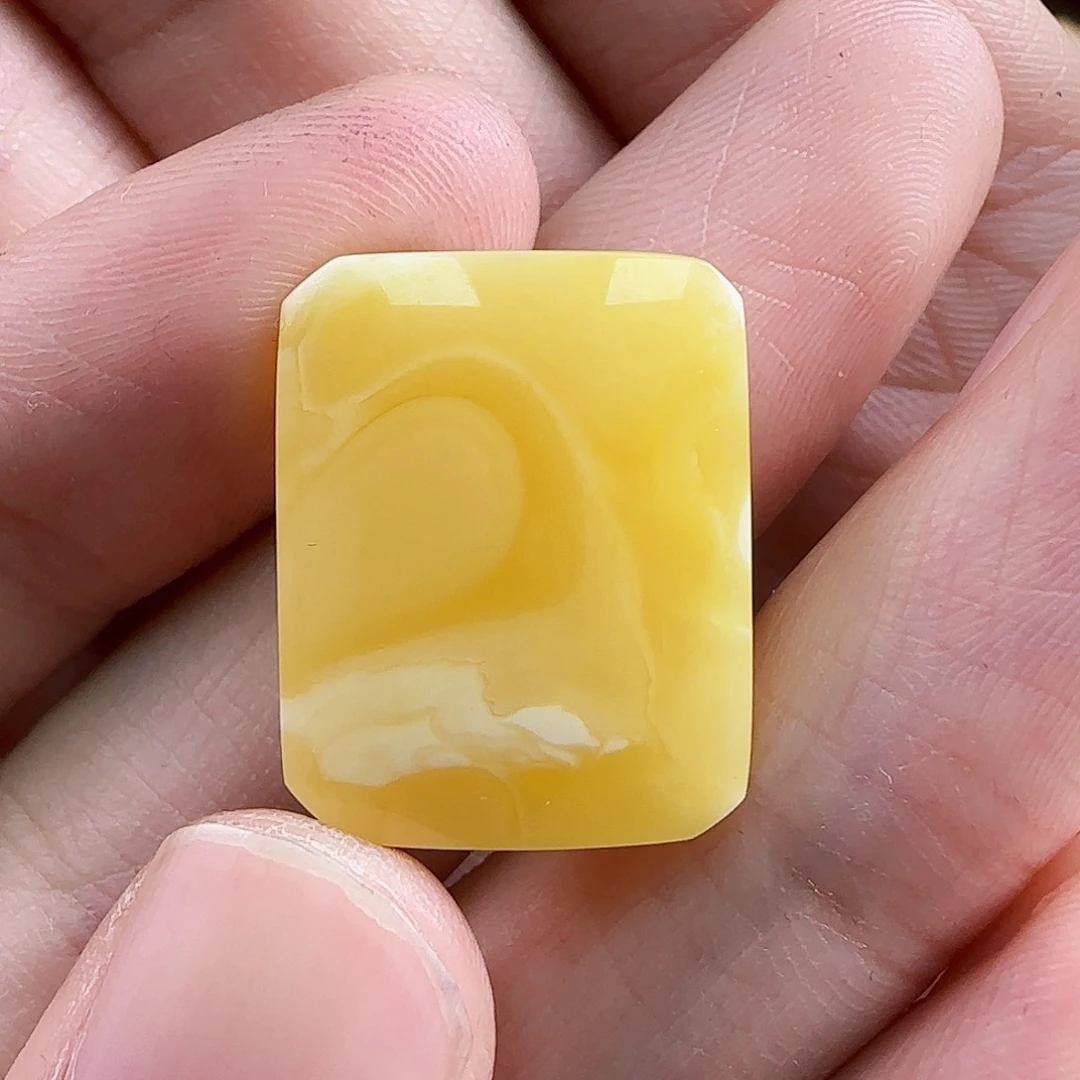 琥珀裸石未镶嵌蜜蜡