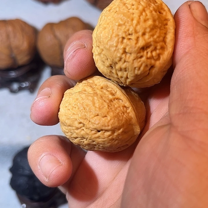 文玩核桃吊坠滇西1