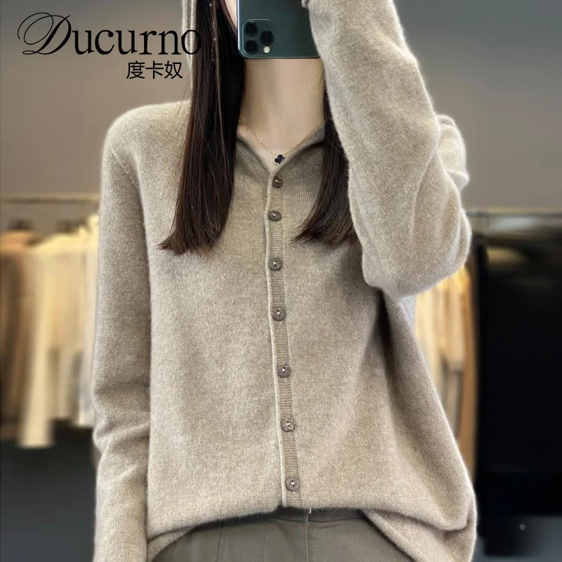 2025秋新款连帽针织开 衫女宽松休闲 慵懒范帽衫洋派上衣潮毛衣