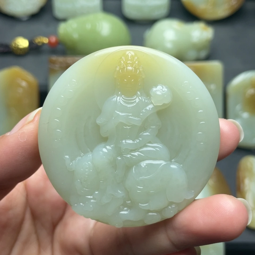 和田玉（糖玉）未镶嵌颈饰