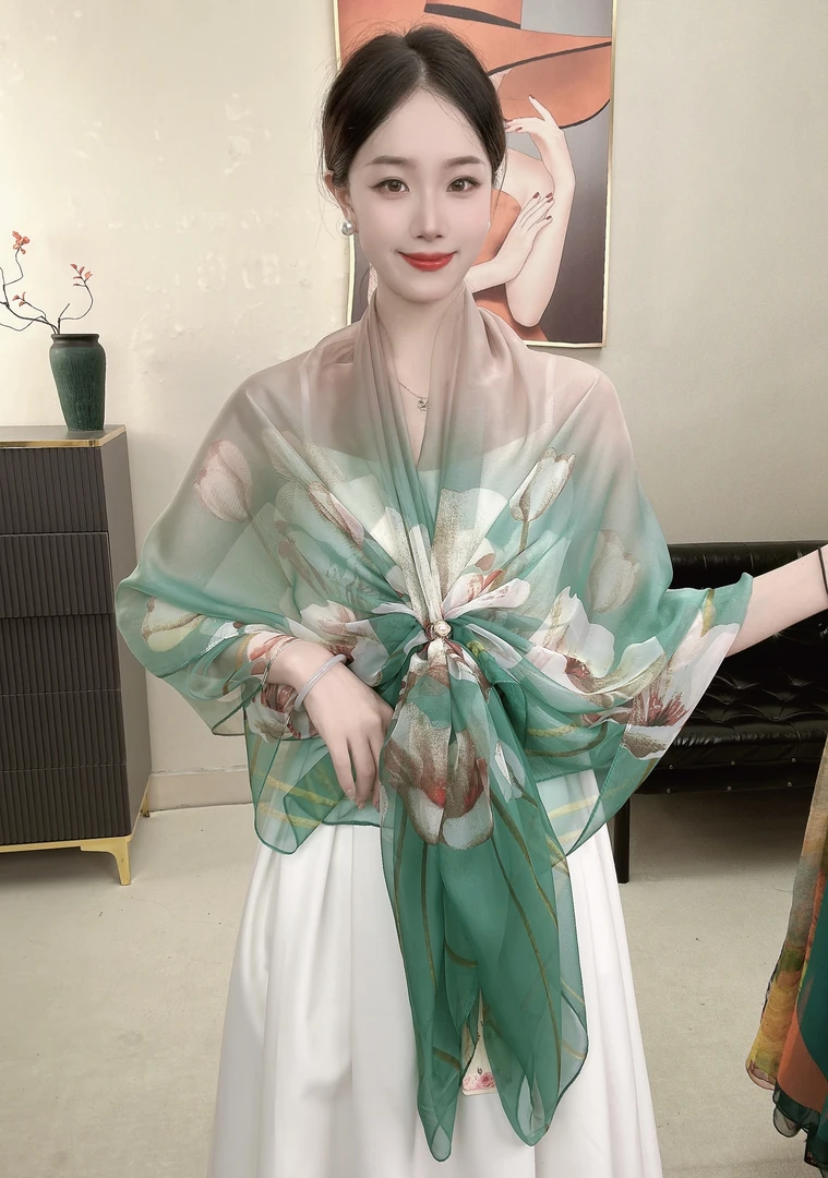 1103 【渐变郁金香】云朵纱 130X180左右丝巾沙滩巾