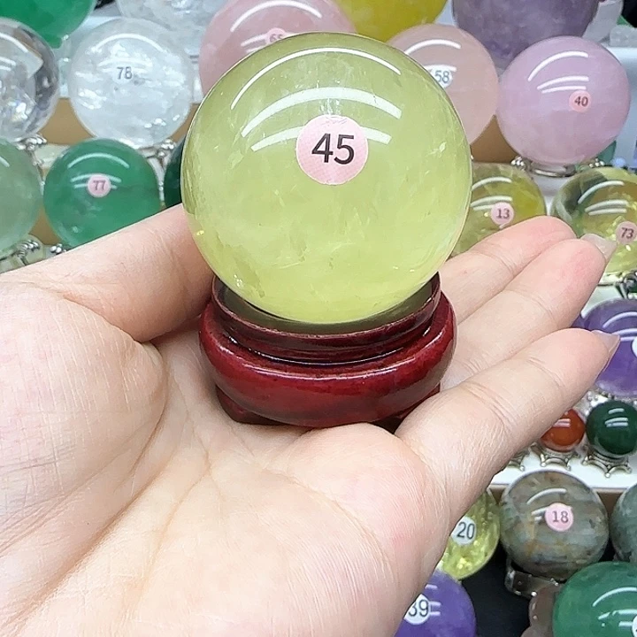 未镶嵌水晶珠宝半成品