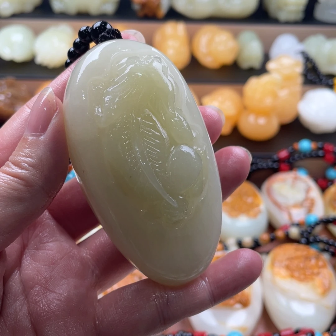 知***字石材天然古青石手把件