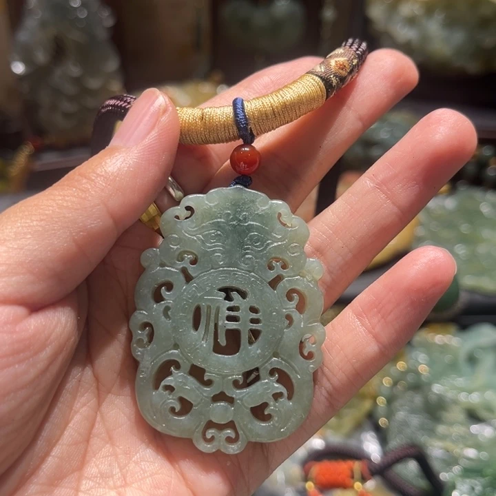 岫玉未镶嵌毛衣链