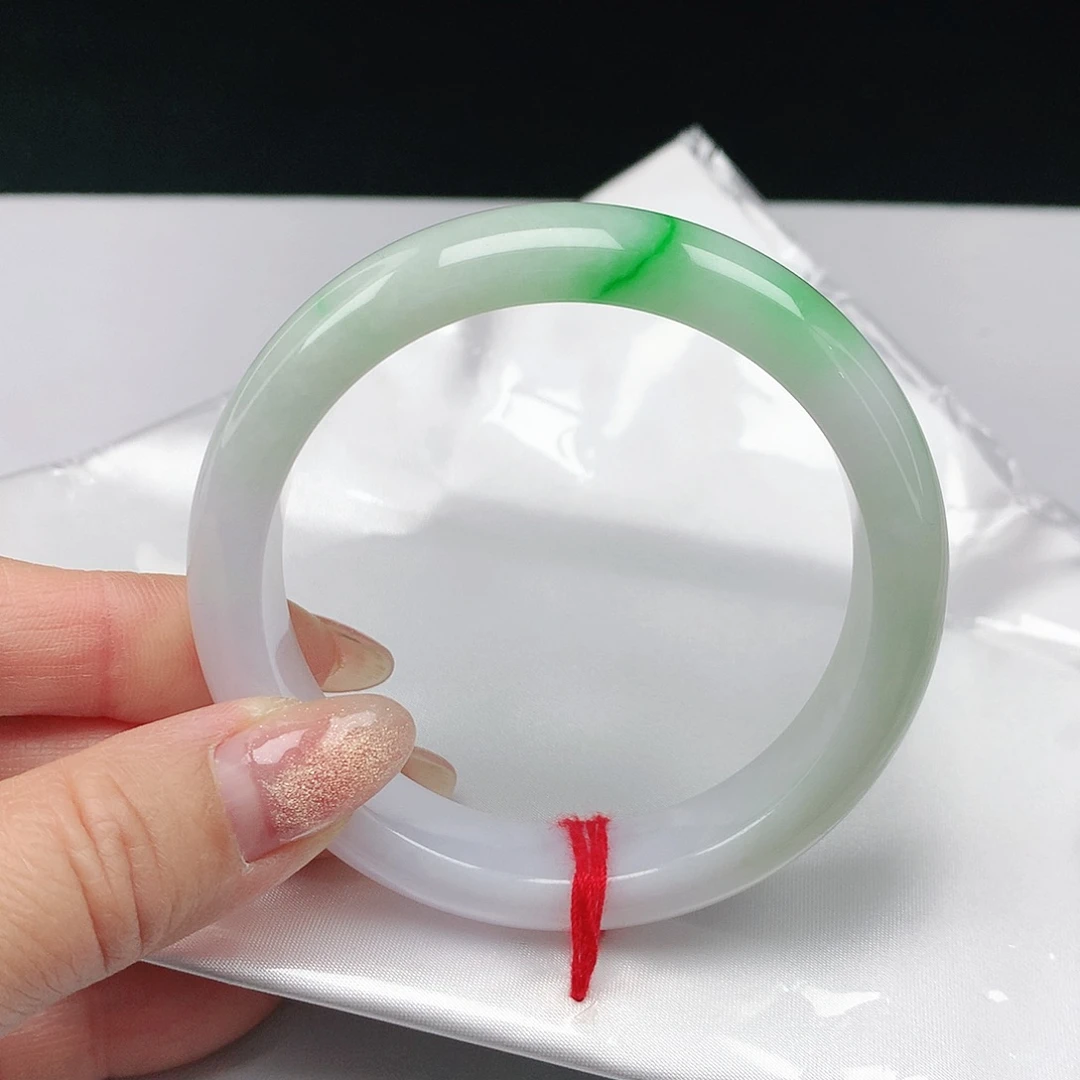 翡翠手镯未镶嵌翡翠327