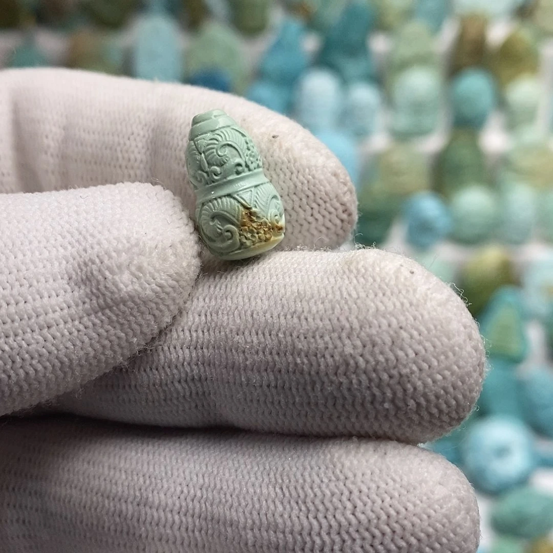 绿松石未镶嵌绿松石