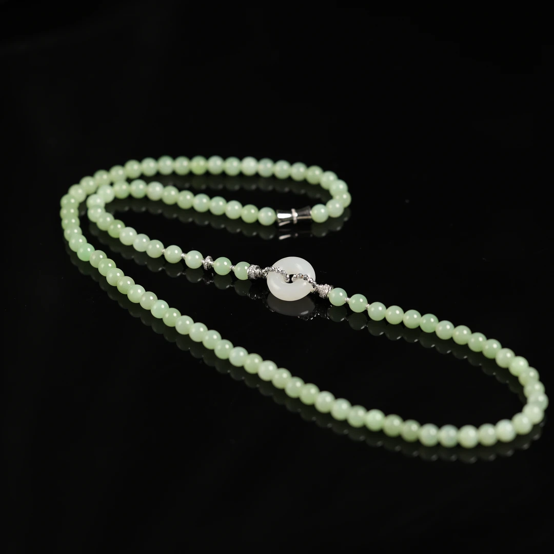 本真 | 本真传承 |“清灵”珍藏级精品和田玉高色黑羊洞5mm+项链