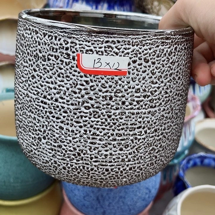 多肉绿植陶瓷花盆9.9包邮，有孔