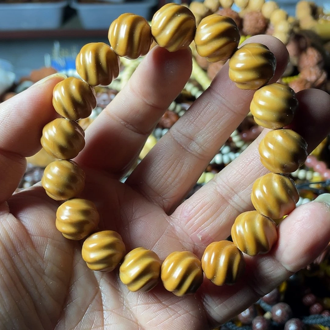 X***i猴头核桃吊坠扭扭